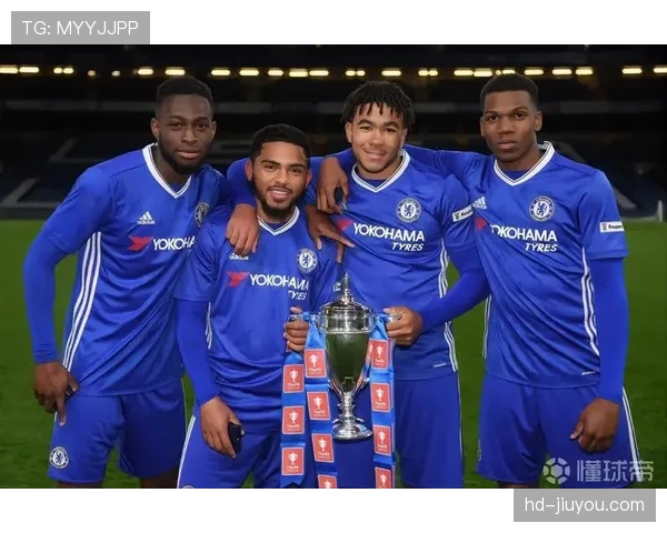 青年足总杯纪实：曼城U18凭借成熟的高位体系3-0击败切尔西U18夺冠